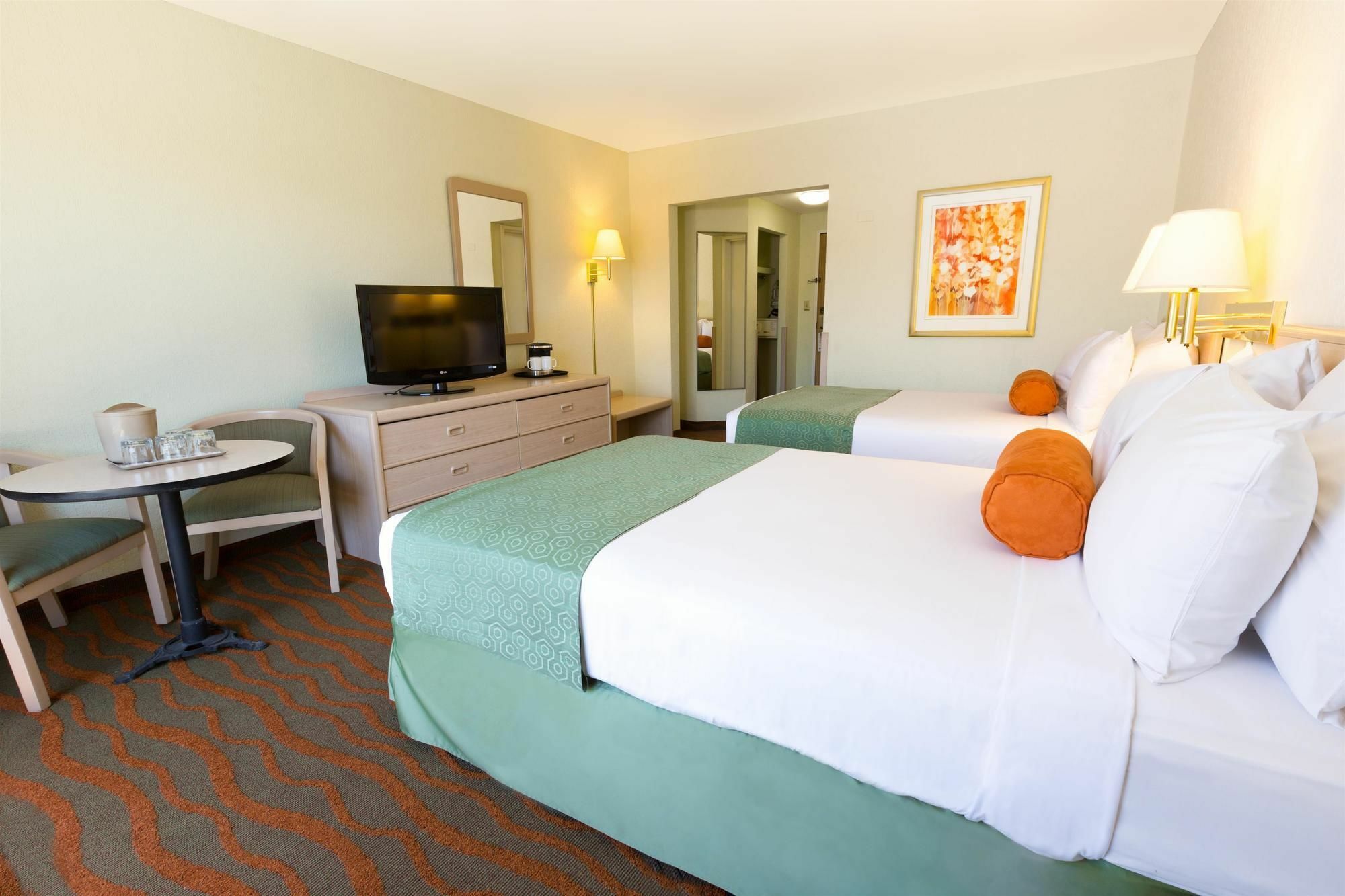 Hotel La Sabana By Ihg 4*